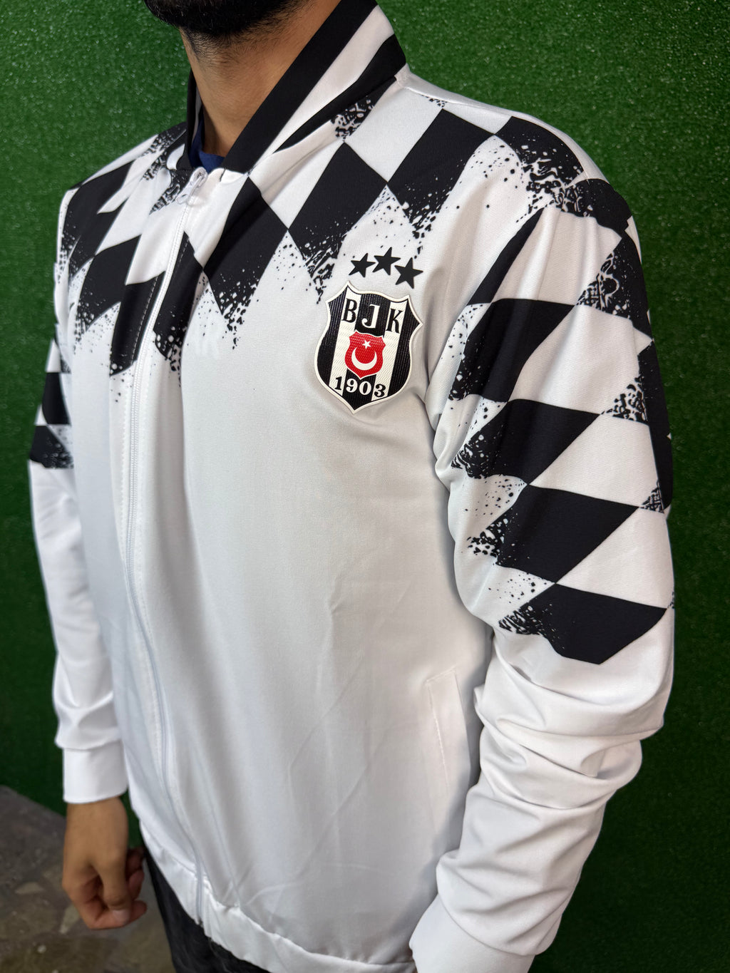 Beşiktaş Tasarım Yağmurluk
