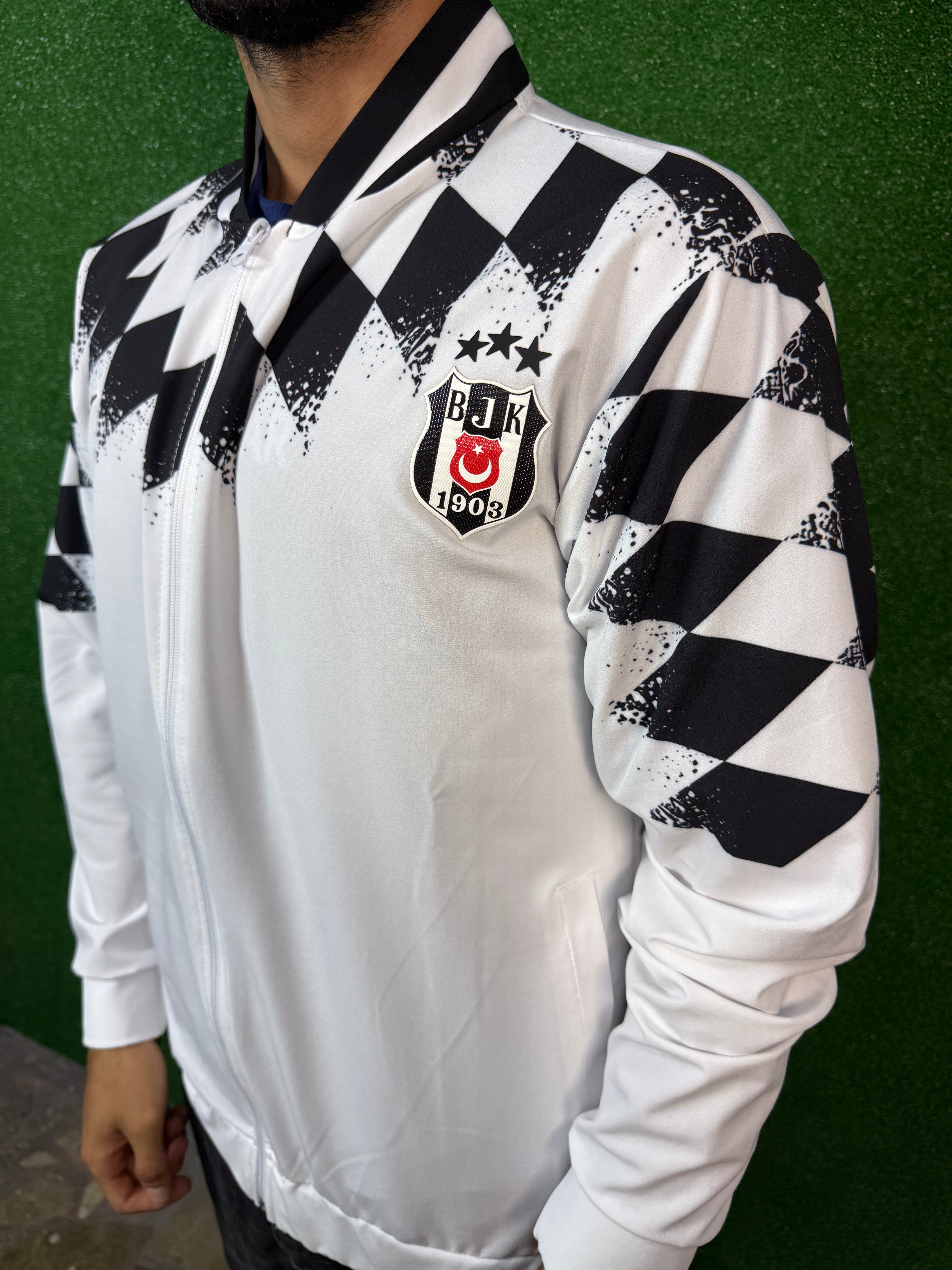 Beşiktaş Tasarım Yağmurluk