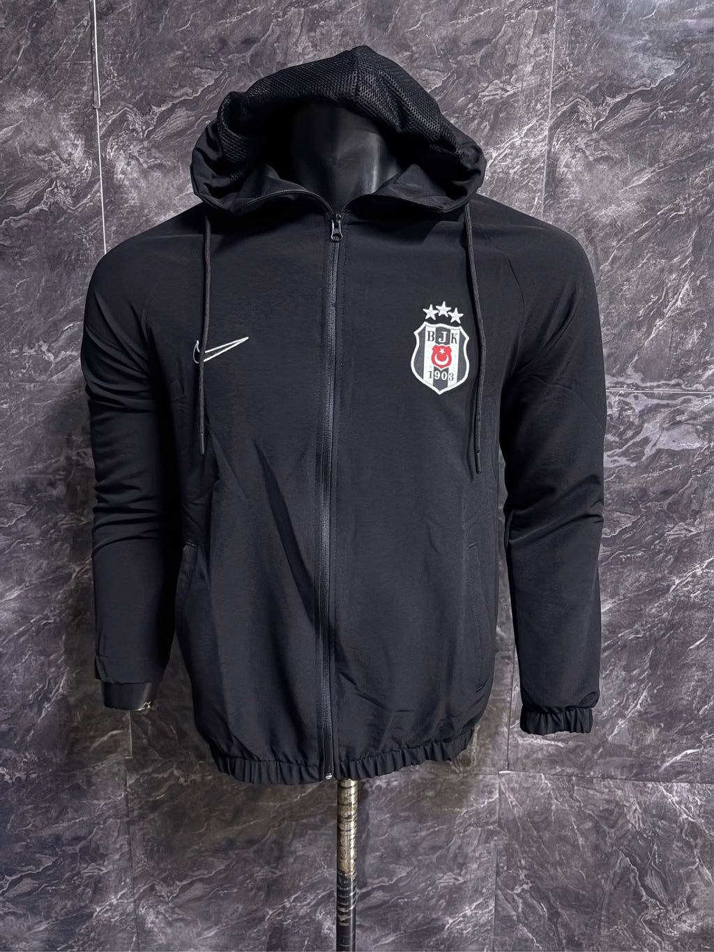 Beşiktaş Yağmurluk